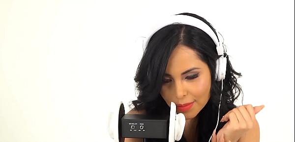  Veronica Flores ASMR 1